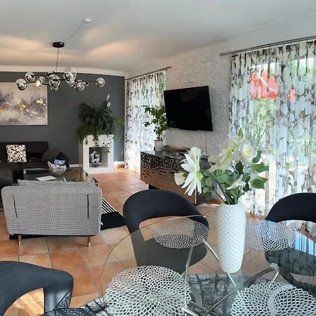 5 Mit Garten Und Sonniger Terrasse Apartment *