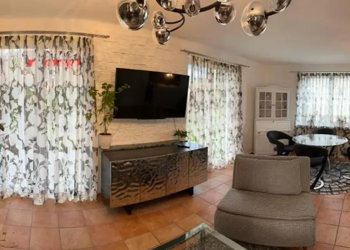 Haus Schmidhuber 5 Mit Garten Und Sonniger Terrasse * Grossgmain