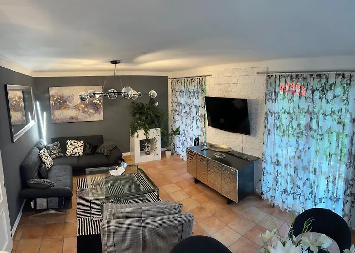 Haus Schmidhuber 5 Mit Garten Und Sonniger Terrasse * Grossgmain